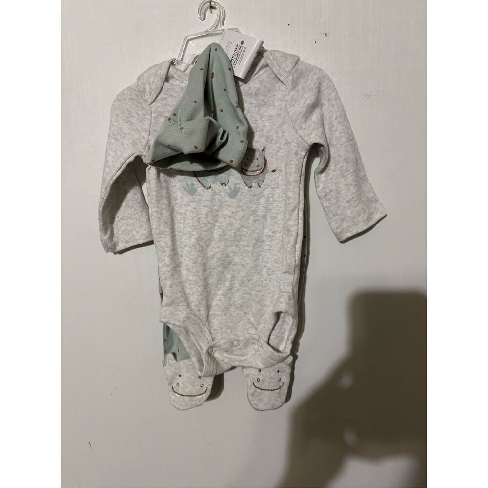 Brand New Just One You by Carters Baby 3 Month Outfit Set Footies Hat Grey